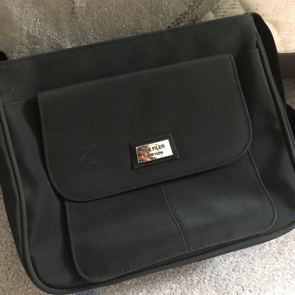 The Filer New York Black Crossbody Bag